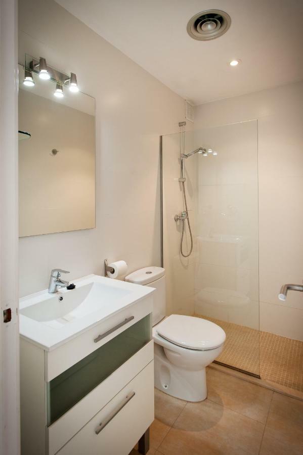 Apartamento A Pie De Playa, Climatizado Y Parking Roses Exteriér fotografie