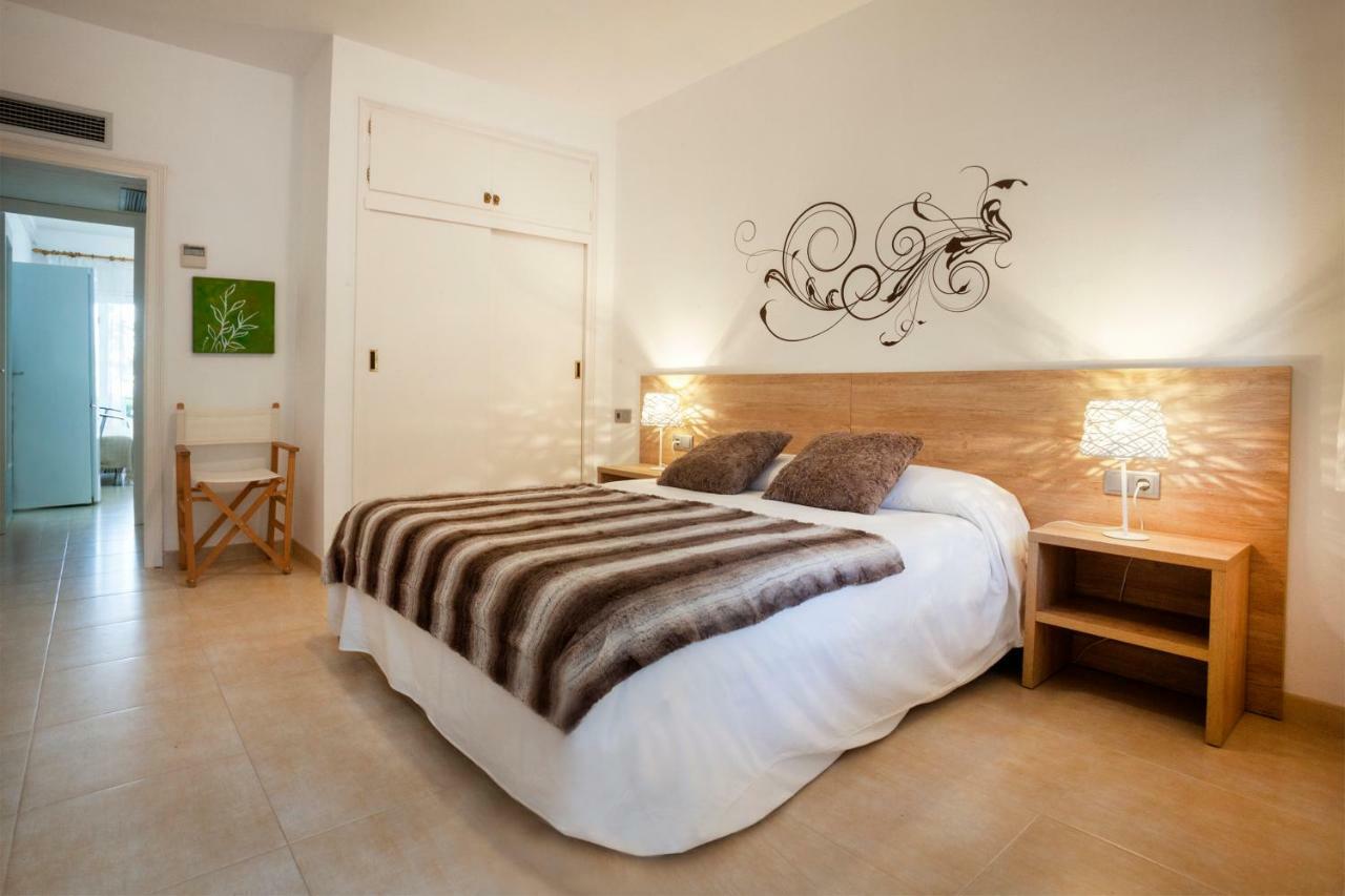 Apartamento A Pie De Playa, Climatizado Y Parking Roses Exteriér fotografie